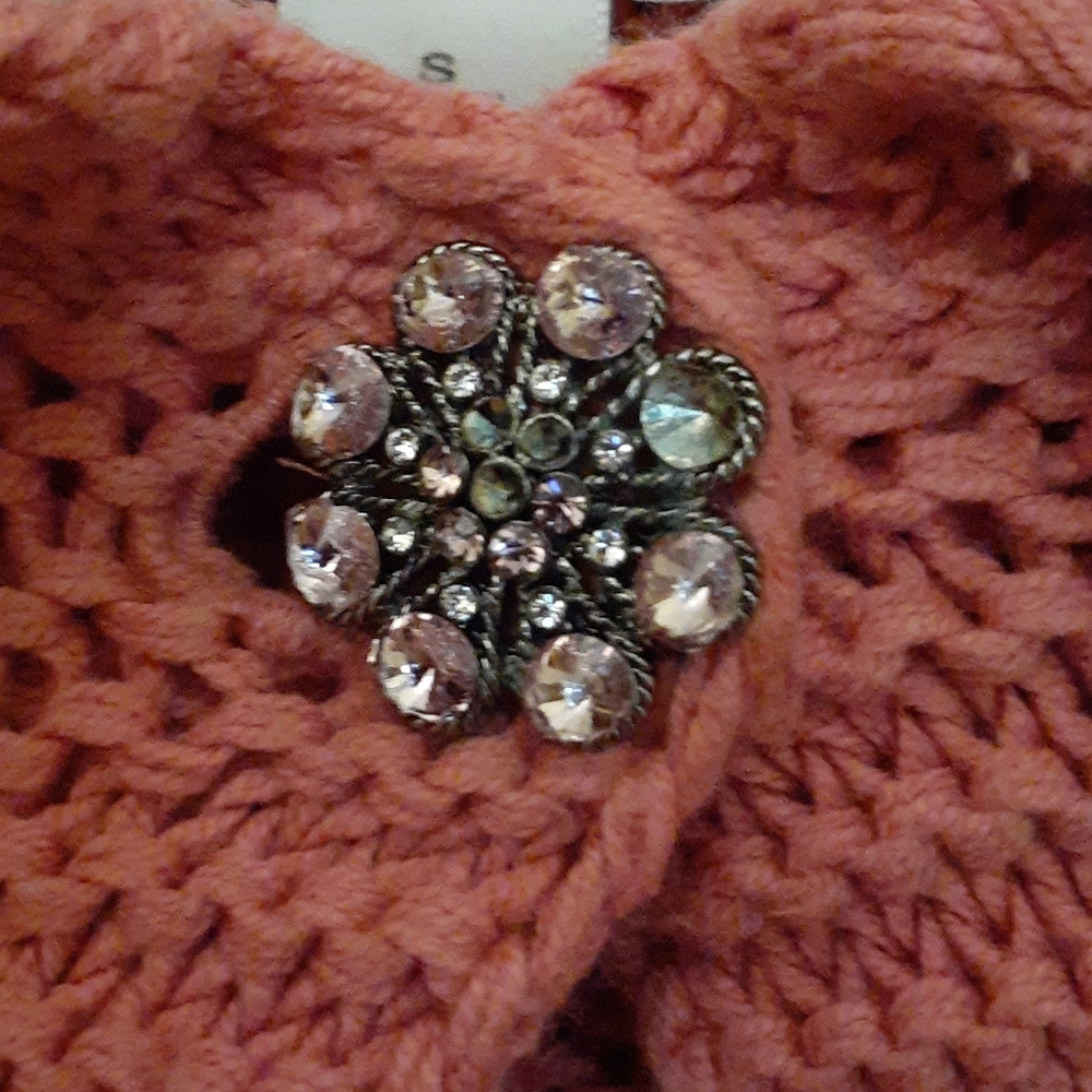 Sweater - Picture 2 of 4
